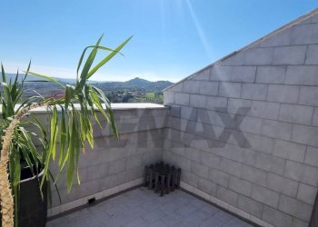 Balcone a tasca living - Attico VIA GIUSEPPE CINNIRELLA
 
37, Caltanissetta - foto 3