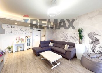 Soggiorno - Quadrilocale Arese - foto 2