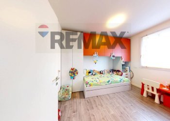 Camera / camera da letto - Quadrilocale Arese - foto 21