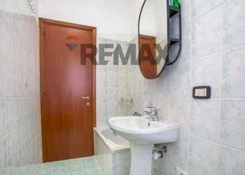 Bagno - Two-room apartment Via Rossini
 
1, San Giuliano Milanese - photo 18
