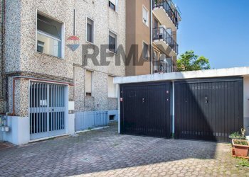 Edificio all\'aperto - Two-room apartment Via Rossini
 
1, San Giuliano Milanese - photo 20