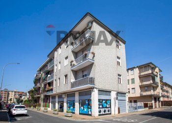 Edificio all\'aperto - Two-room apartment Via Rossini
 
1, San Giuliano Milanese - photo 21