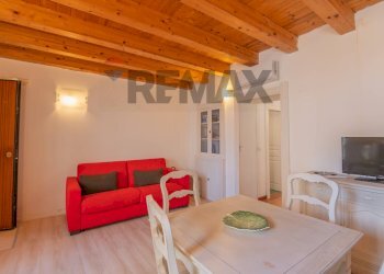 Sala da pranzo - Bilocale via dell' Amalfitania
 
66, Siracusa - foto 6