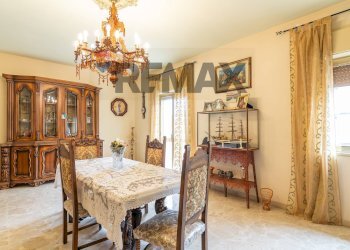 Sala da pranzo - Appartamento via della pentapoli
 
2, Priolo Gargallo - foto 2
