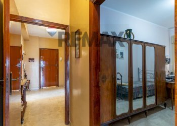 Hall / corridoio - Appartamento via della pentapoli
 
2, Priolo Gargallo - foto 47