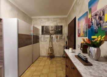 Hall / corridoio - Quadrilocale Regione Casorano Sottano
 
74, Merana - foto 6