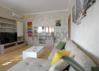 Soggiorno - Quadrilocale Regione Casorano Sottano
 
74, Merana - foto 14