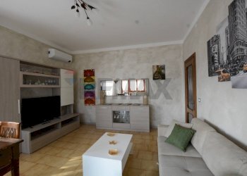 Soggiorno - Quadrilocale Regione Casorano Sottano
 
74, Merana - foto 24