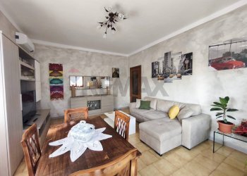 Sala da pranzo - Quadrilocale Regione Casorano Sottano
 
74, Merana - foto 30