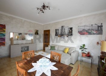 Sala da pranzo - Quadrilocale Regione Casorano Sottano
 
74, Merana - foto 35