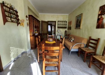 Sala da pranzo - Quadrilocale Regione Casorano Sottano
 
74, Merana - foto 43