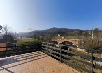 Balcone - Quadrilocale Regione Casorano Sottano
 
74, Merana - foto 78