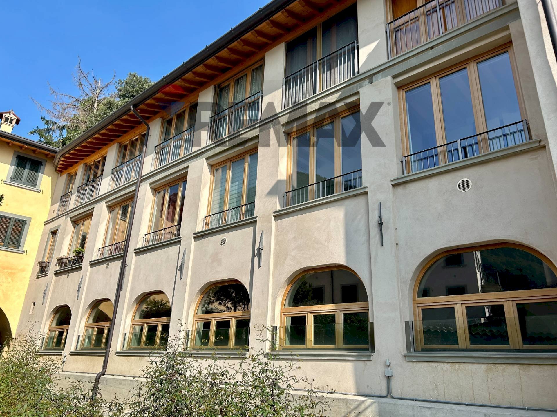 Edificio all\'aperto - Bilocale Riva di Solto - foto 3