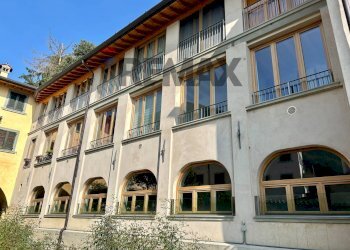 Edificio all\'aperto - Bilocale Riva di Solto - foto 3