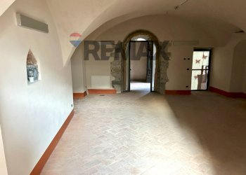 Stanza vuota - Bilocale Riva di Solto - foto 6