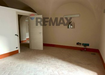 Stanza vuota - Bilocale Riva di Solto - foto 11