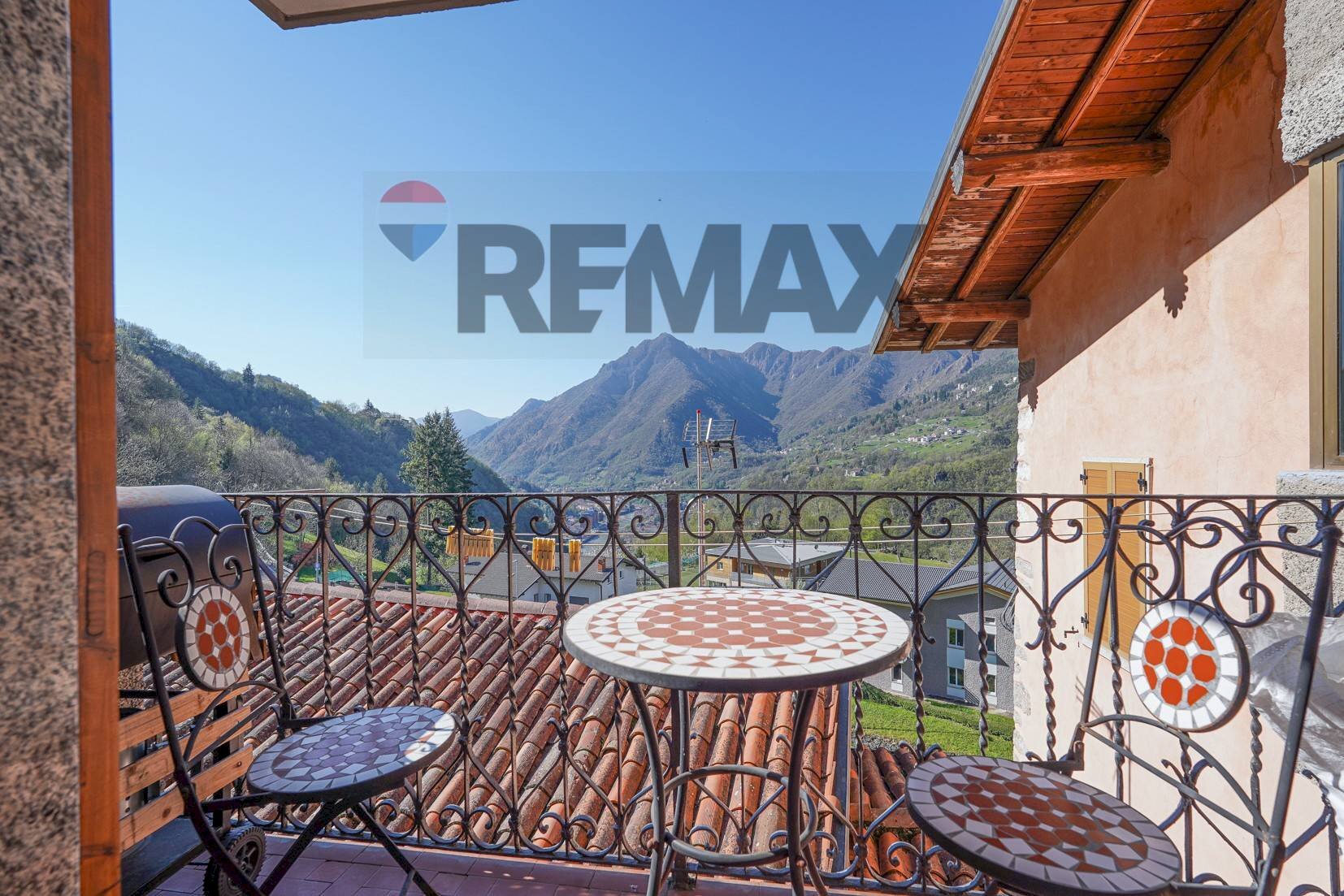 Balcone - Casa indipendente antea
 
12, San Pellegrino Terme - foto 1