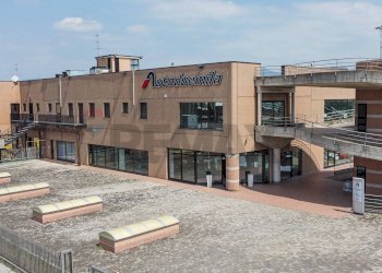 Edificio all\'aperto - Stabile - Palazzo Bergamo - foto 6