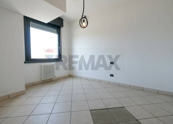 Stanza vuota - Stabile - Palazzo Bergamo - foto 23