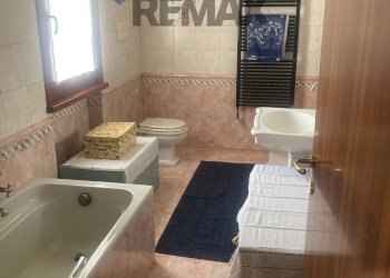 Bagno - Independent house Via Pietro Mascagni
 
3, Isola della Scala - photo 11