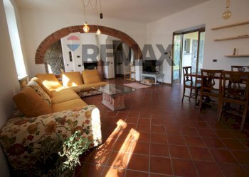 Sala da pranzo - Villa VIA CATELLO
 
62, Villa d'Adda - photo 27