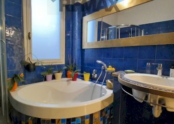 Bagno - Trilocale via Crespi
 
6, Novara - foto 3