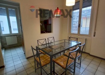 Sala da pranzo - Trilocale via Crespi
 
6, Novara - foto 9