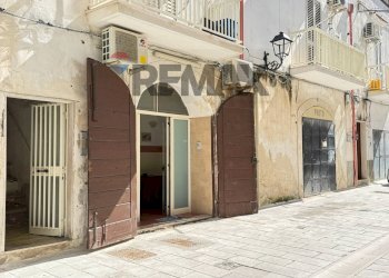 Edificio all\'aperto - Monolocale Via Domenico Antonio Spina
 
18, Vieste - foto 2