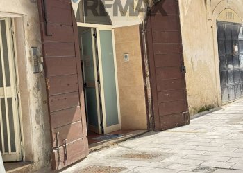 Edificio all\'aperto - Monolocale Via Domenico Antonio Spina
 
18, Vieste - foto 5