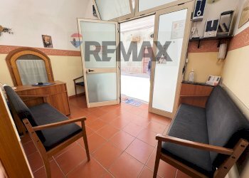 Soggiorno - Monolocale Via Domenico Antonio Spina
 
18, Vieste - foto 7