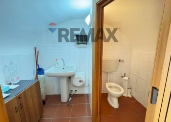 Bagno - Monolocale Via Domenico Antonio Spina
 
18, Vieste - foto 9