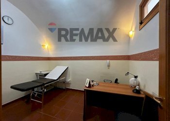 Ufficio - Monolocale Via Domenico Antonio Spina
 
18, Vieste - foto 12