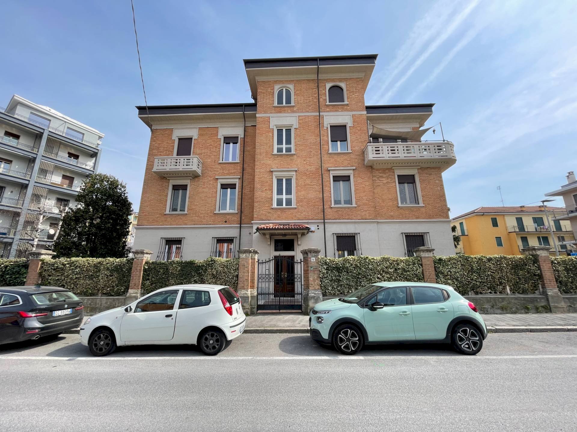 esterno - Quadrilocale Via Vigo
 
14, Mondovì - foto 1