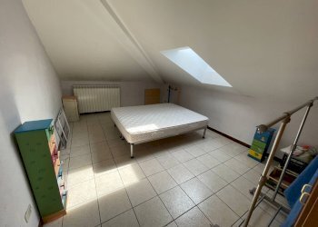 camera da letto - Quadrilocale Via Vigo
 
14, Mondovì - foto 10