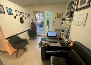 negozio - Negozio Via Prato, Mondovì - foto 11