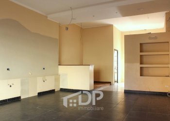 Foto 4 - Commercial Premises Piazza Ugo La Malfa
 
1, Palombara Sabina - photo 4