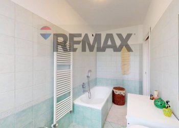 Bagno - Quadrilocale VAI MONTESSORI
 
13, Arluno - foto 20