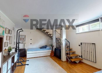 Camera / camera da letto - Quadrilocale VAI MONTESSORI
 
13, Arluno - foto 27