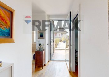 Hall / corridoio - Quadrilocale VAI MONTESSORI
 
13, Arluno - foto 32