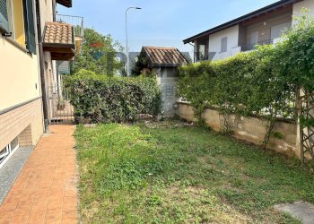 Giardino - Quadrilocale VAI MONTESSORI
 
13, Arluno - foto 45