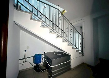 Foto 9 - Commercial Premises VIA AVVOCATO VINCENZO SCARANO
 
41, Lucera - photo 9