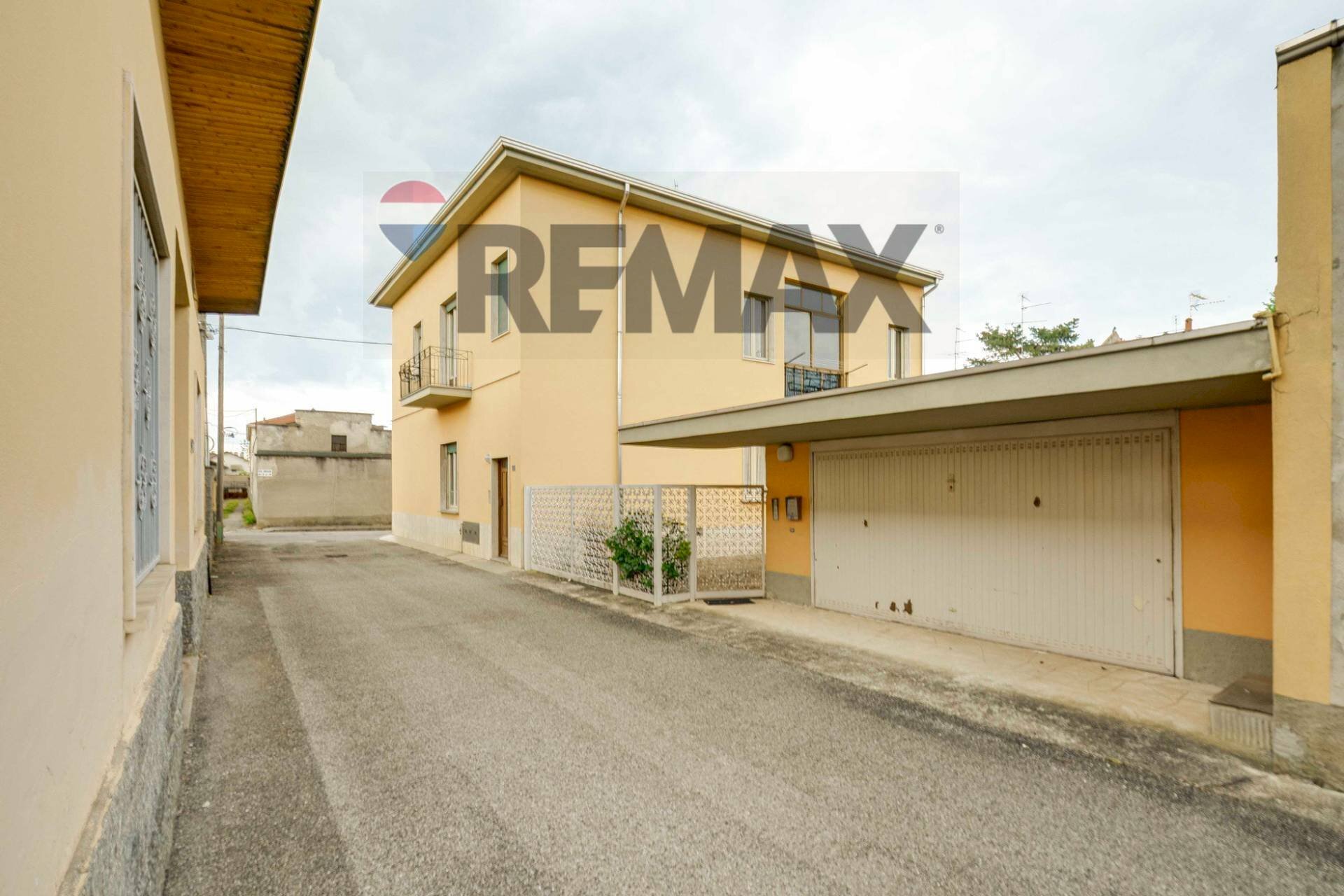 Casa all\'aperto - Independent house via Benetti
 
23, Solbiate Olona - photo 1