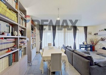 Sala da pranzo - Quadrilocale VIA CASTELFIDARDO
 
14, Busto Arsizio - foto 2