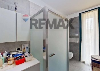 Bagno - Quadrilocale VIA CASTELFIDARDO
 
14, Busto Arsizio - foto 15