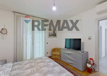 Camera / camera da letto - Quadrilocale VIA CASTELFIDARDO
 
14, Busto Arsizio - foto 31