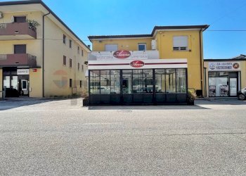 Edificio all\'aperto - Attività Commerciale Arzergrande - foto 20