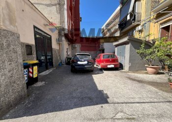 Edificio all\'aperto - Bilocale via Nuova Poggioreale
 
46, Napoli - foto 1