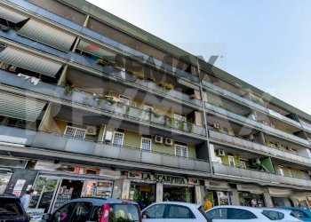 Edificio all\'aperto - Commercial Premises Viale Paolo Ferdinando Quaglia
 
98, Roma - photo 1