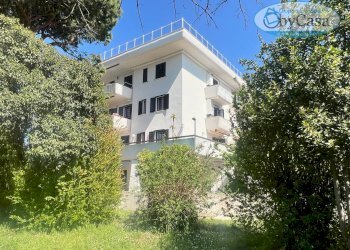 Foto 10 - Quadrilocale MANTOVA
 
2, Cerveteri - foto 10