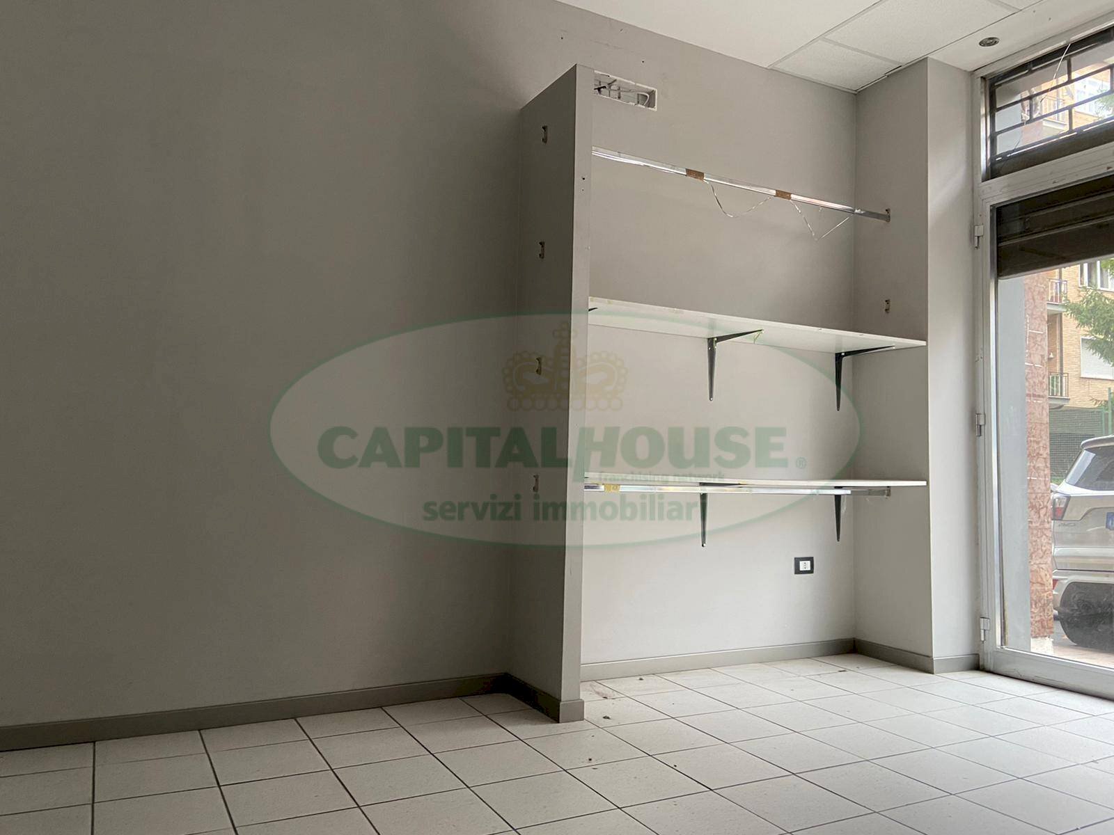 Foto 1 - Commercial Premises Via II Principati, Avellino - photo 1